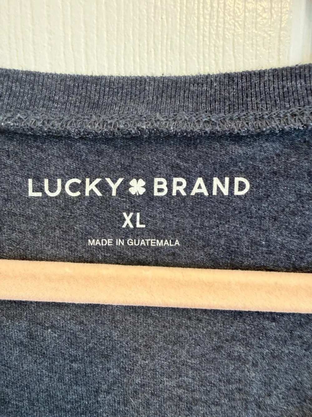 Lucky Brand Navy Floral Ace Card Scoopneck T-shirt Sz XL - Picture 2 of 6